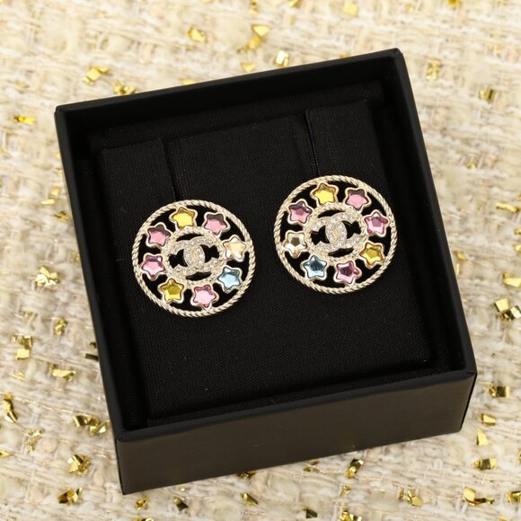 CHANEL earrings with stars and Coco mark - Picture 1 of 4
